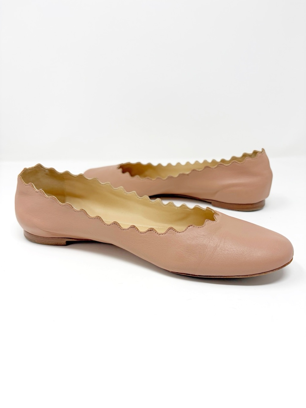 CHLOE Scalloped Ballet Flats in Dusty Pink Size 38 - Picture 2 of 8